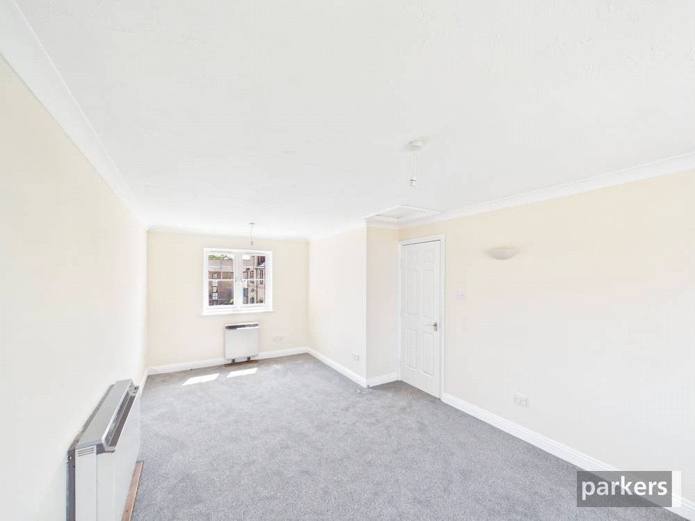 2 bedroom Flat for sale in Reading, Berkshire