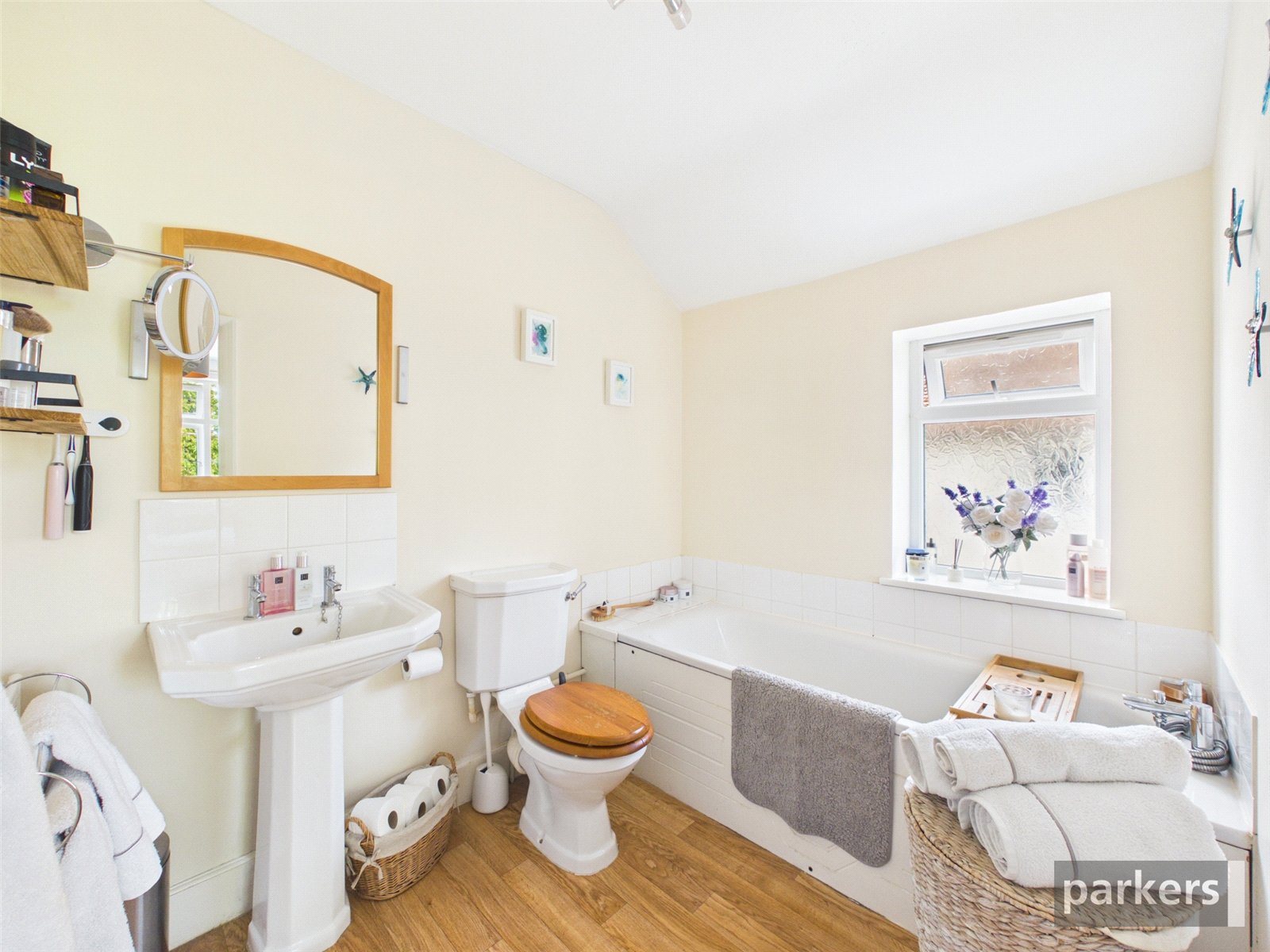 6 bedroom House for sale in Reading, Oxfordshire