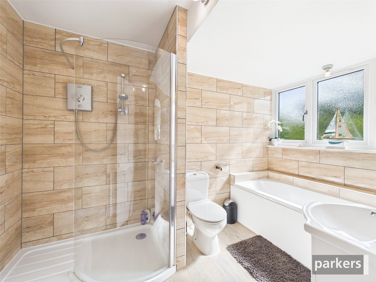 6 bedroom House for sale in Reading, Oxfordshire