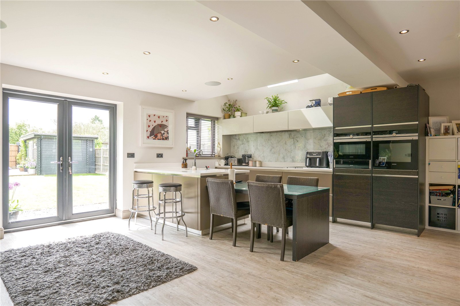 4 bedroom House for sale in Knowl Hill, Reading, Berkshire