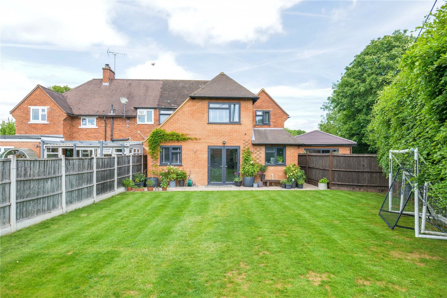 Knowl Hill, Reading, Berkshire