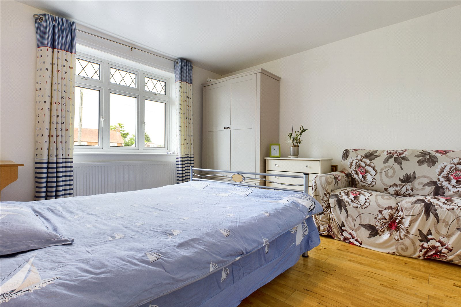 4 bedroom House for sale in Thatcham, Berkshire