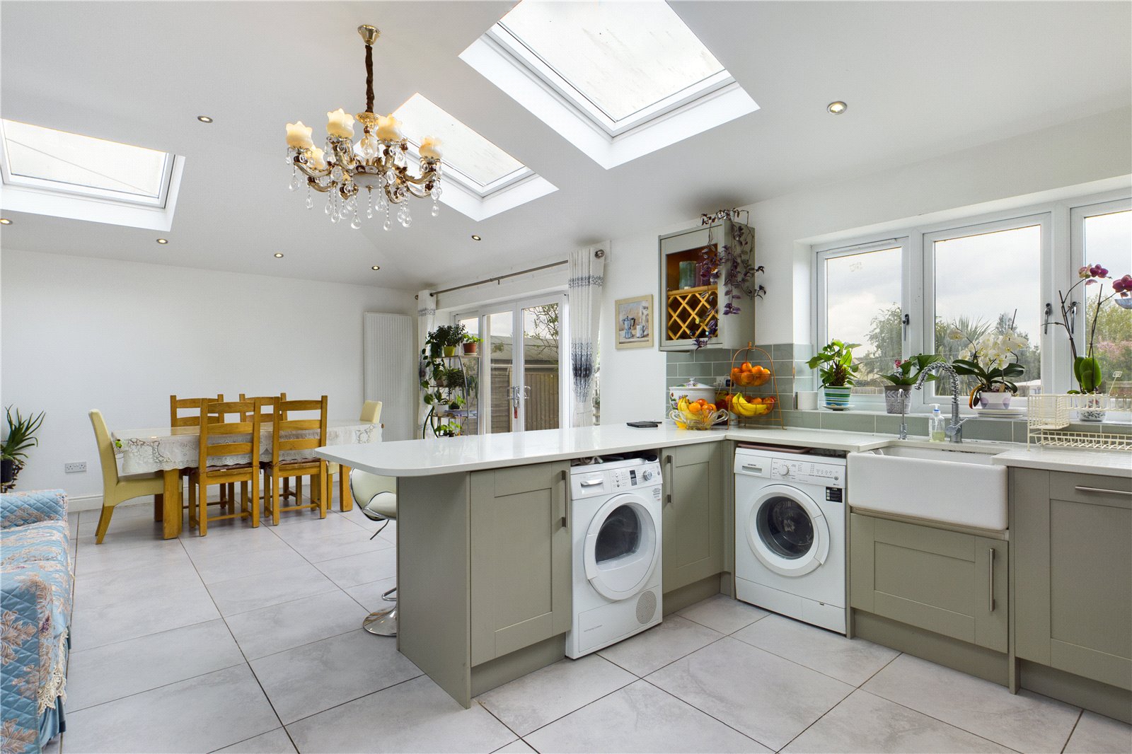 4 bedroom House for sale in Thatcham, Berkshire