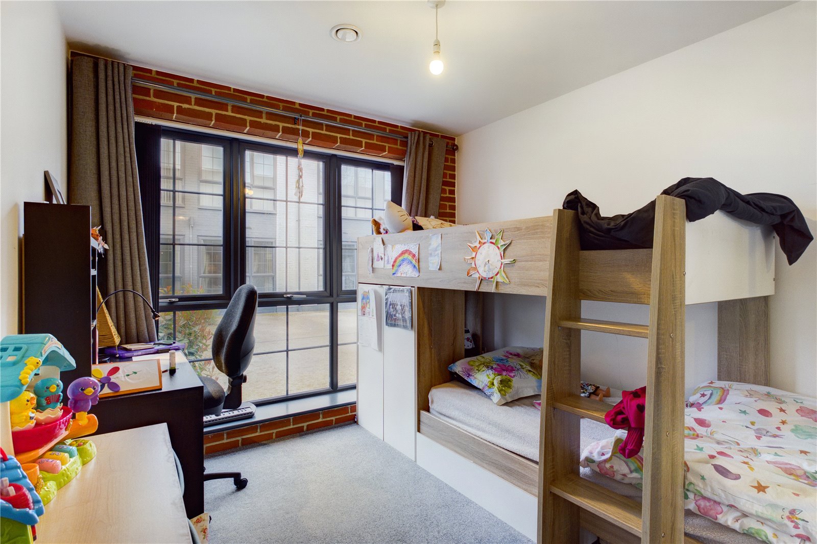 2 bedroom Flat for sale in Newbury, Berkshire