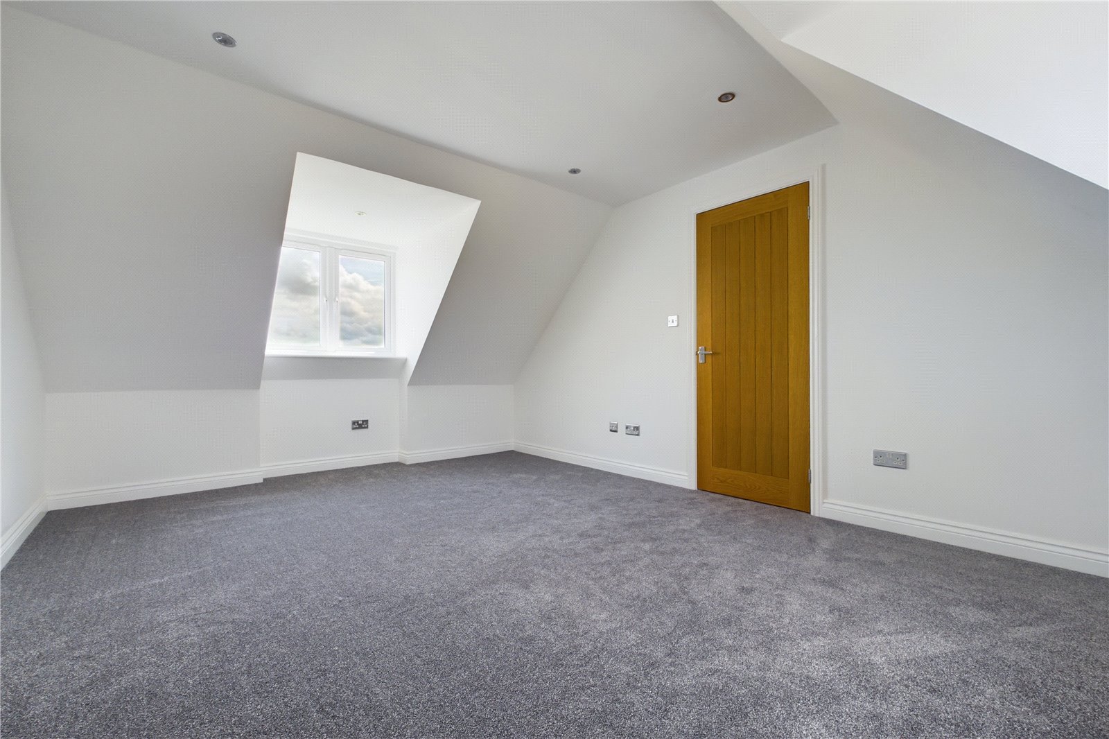 4 bedroom House for sale in Leckhampstead, Newbury, Berkshire
