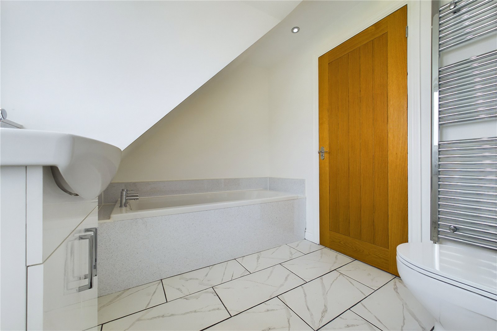 4 bedroom House for sale in Leckhampstead, Newbury, Berkshire