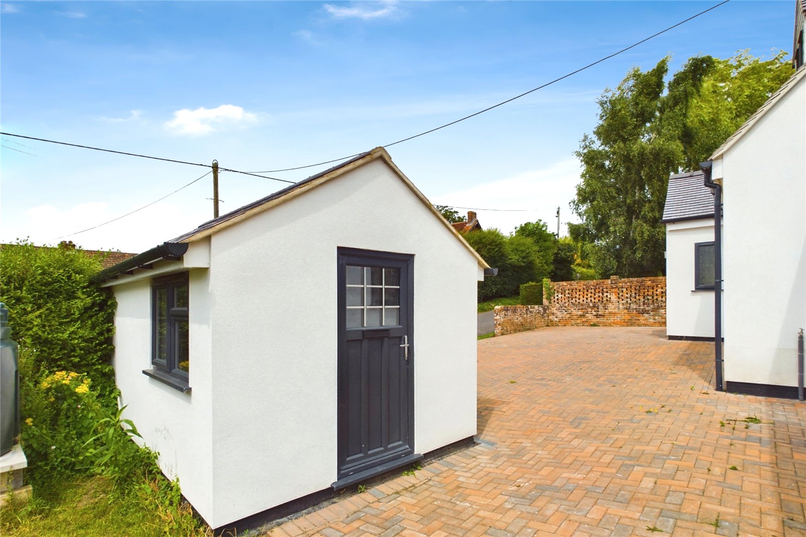 4 bedroom House for sale in Leckhampstead, Newbury, Berkshire