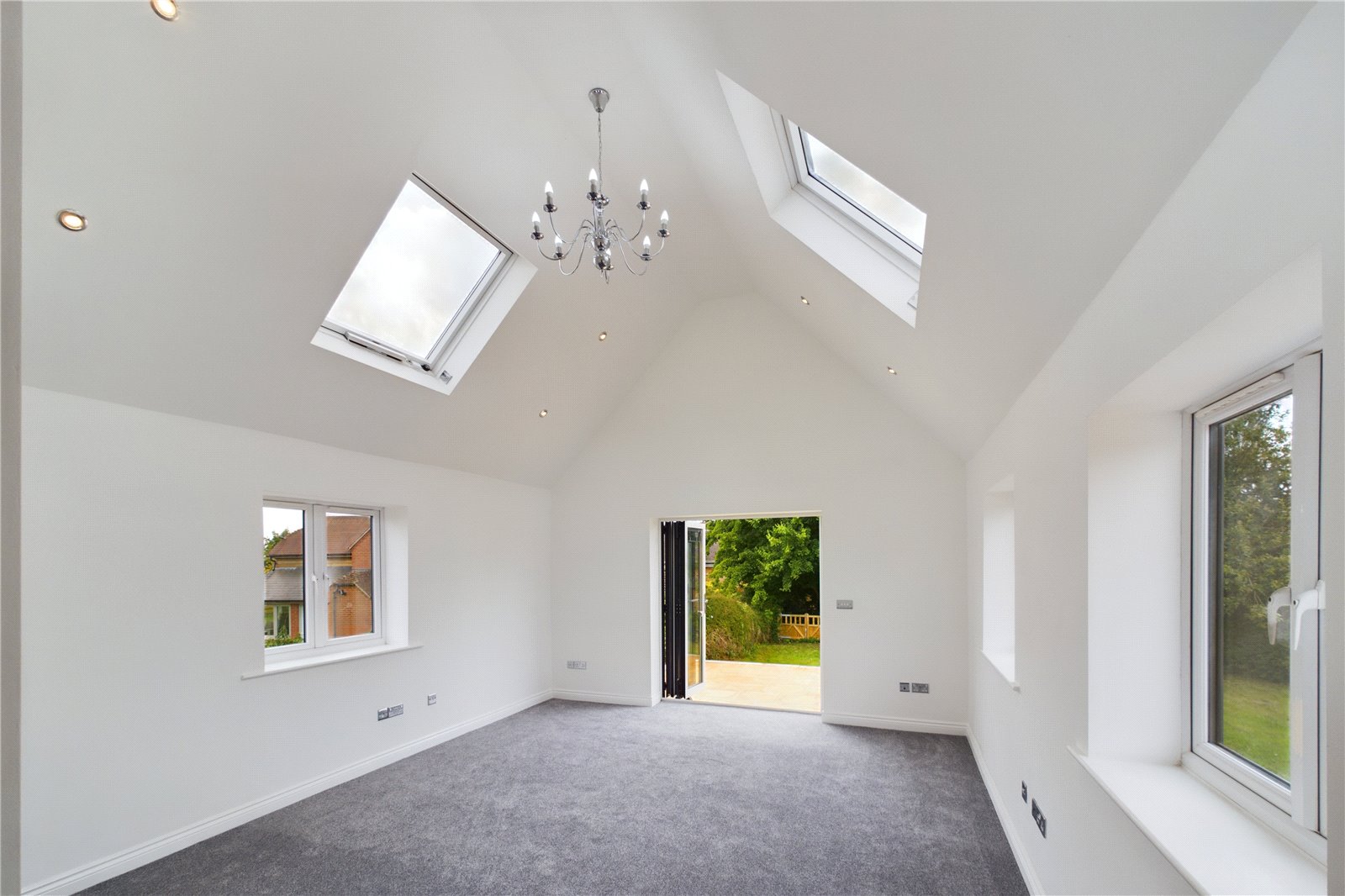 4 bedroom House for sale in Leckhampstead, Newbury, Berkshire