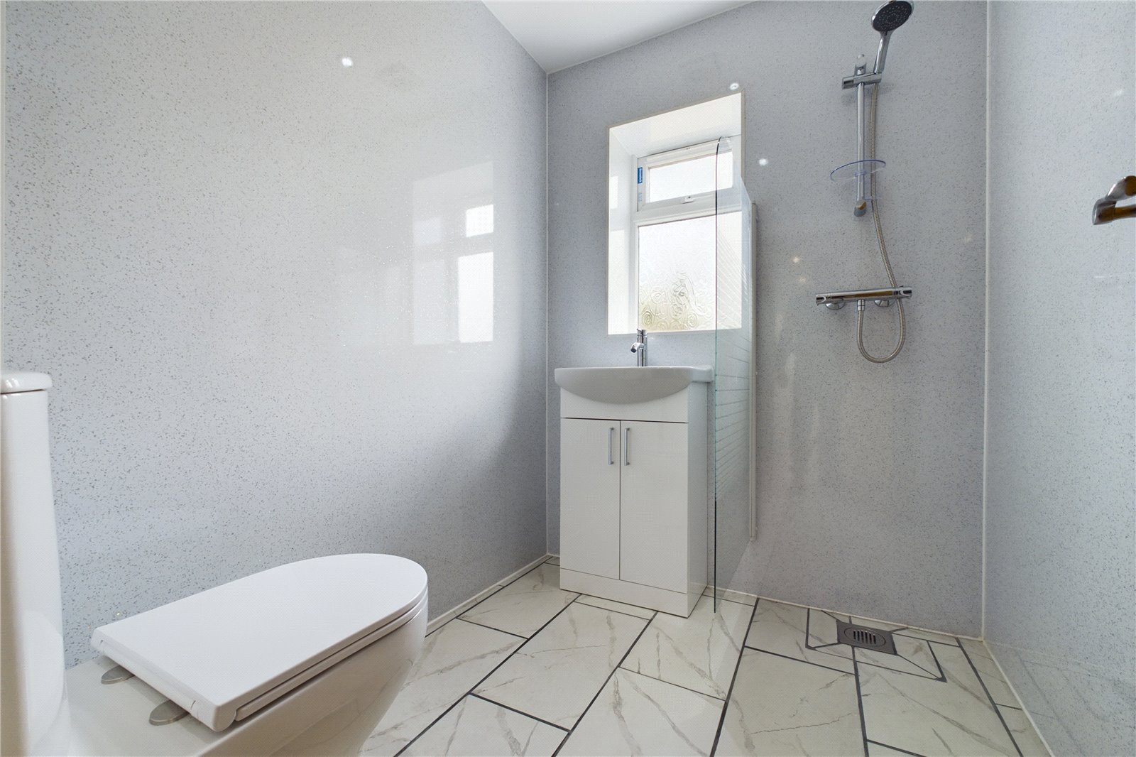 4 bedroom House for sale in Leckhampstead, Newbury, Berkshire