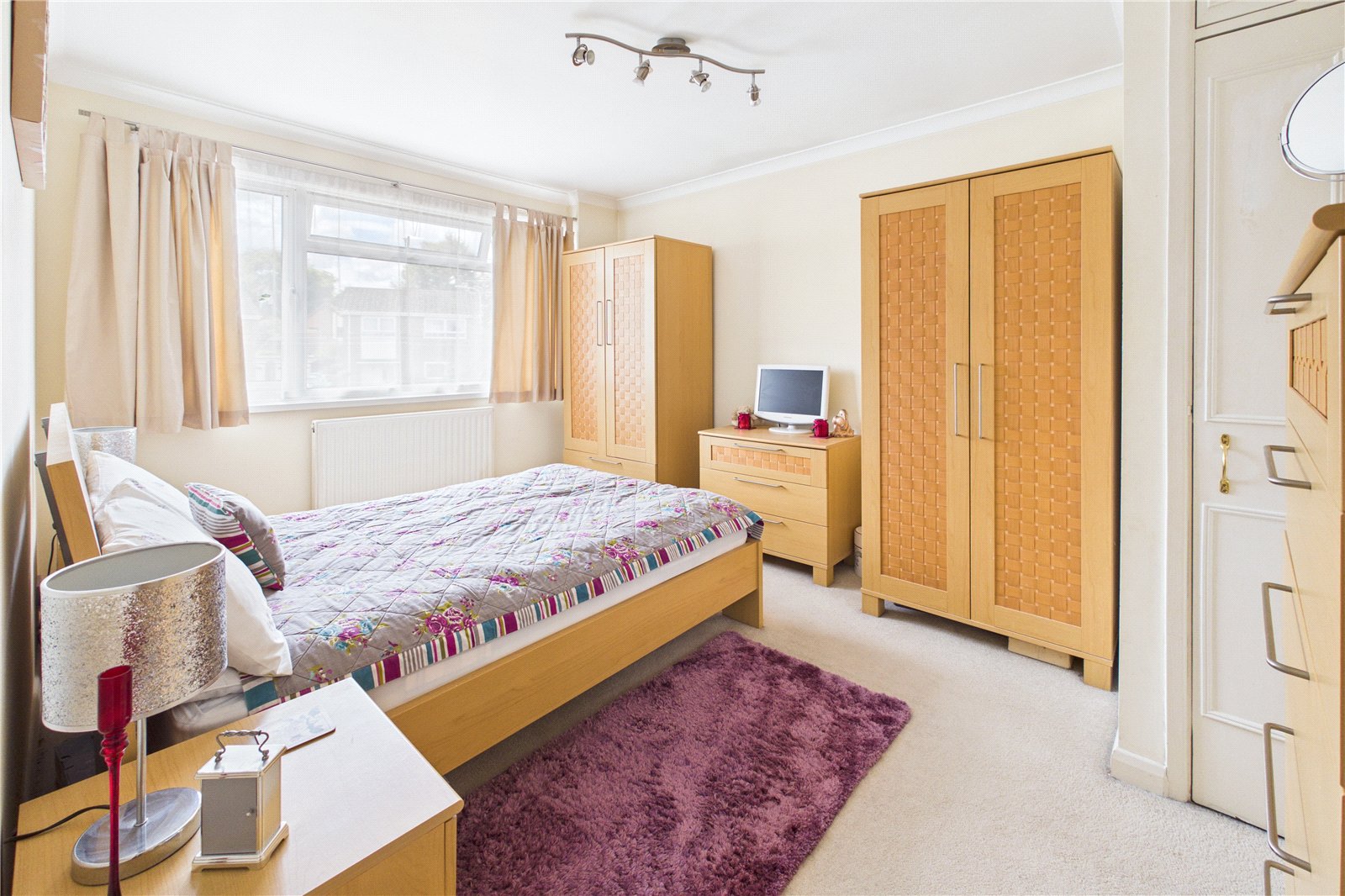 4 bedroom House for sale in Speen, Newbury, Berkshire