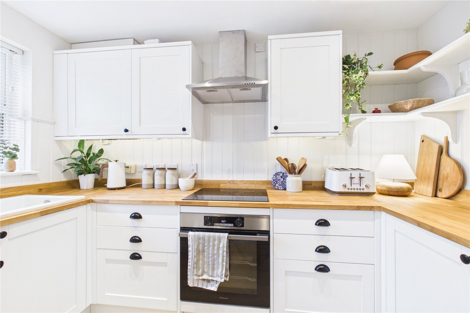 Theale, Reading, Berkshire