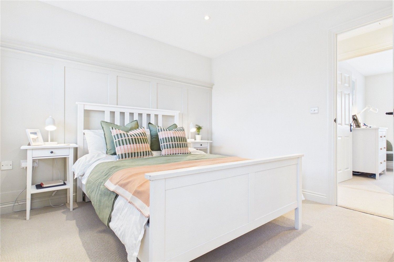 Theale, Reading, Berkshire