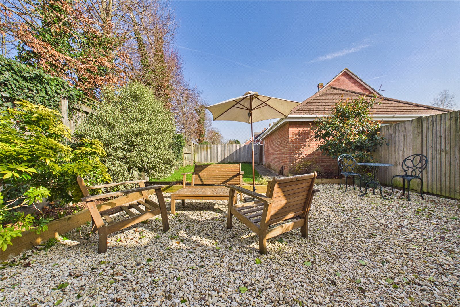 2 bedroom House for sale in Theale, Reading, Berkshire