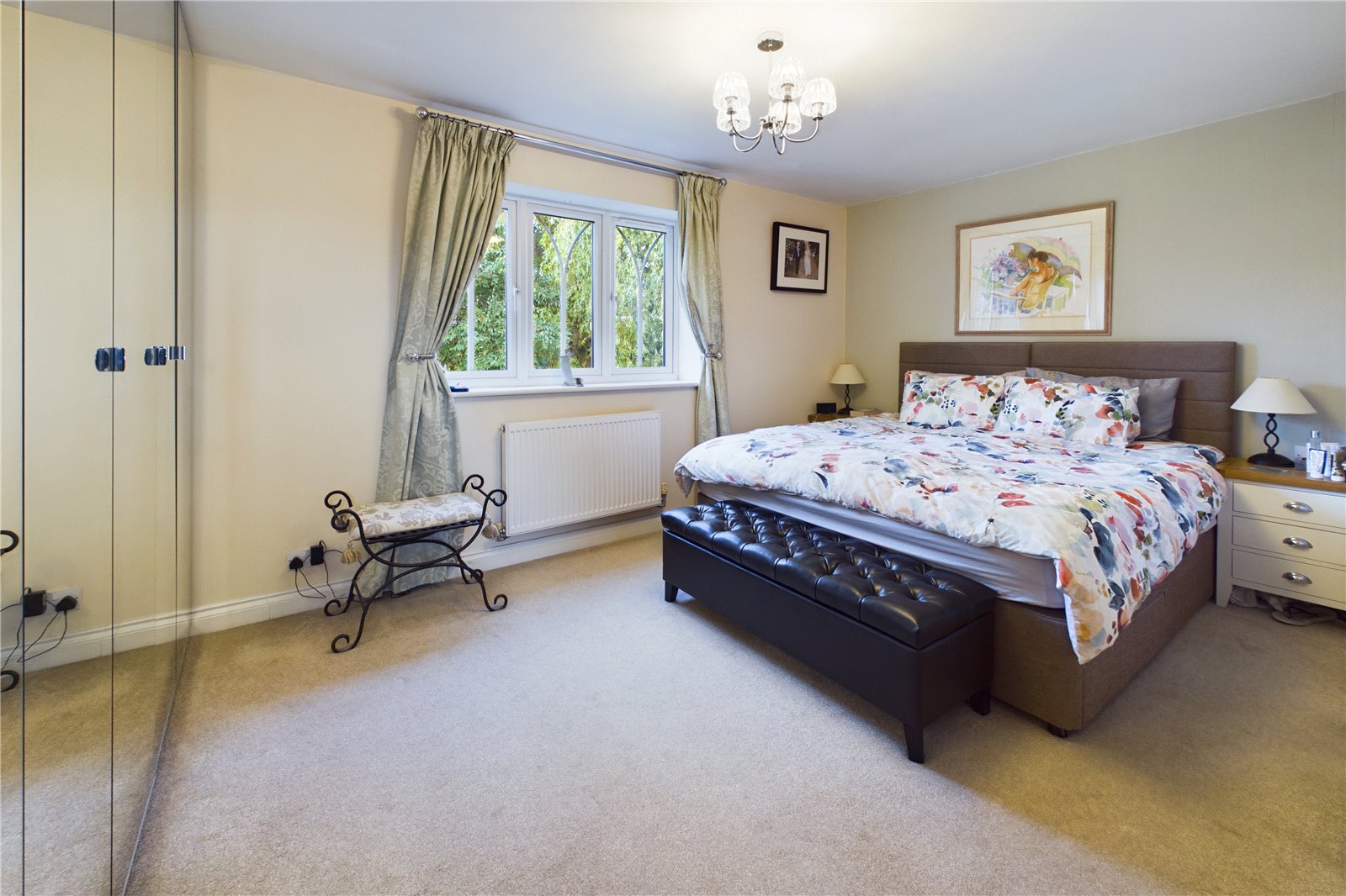 4 bedroom House for sale in Thatcham, Berkshire