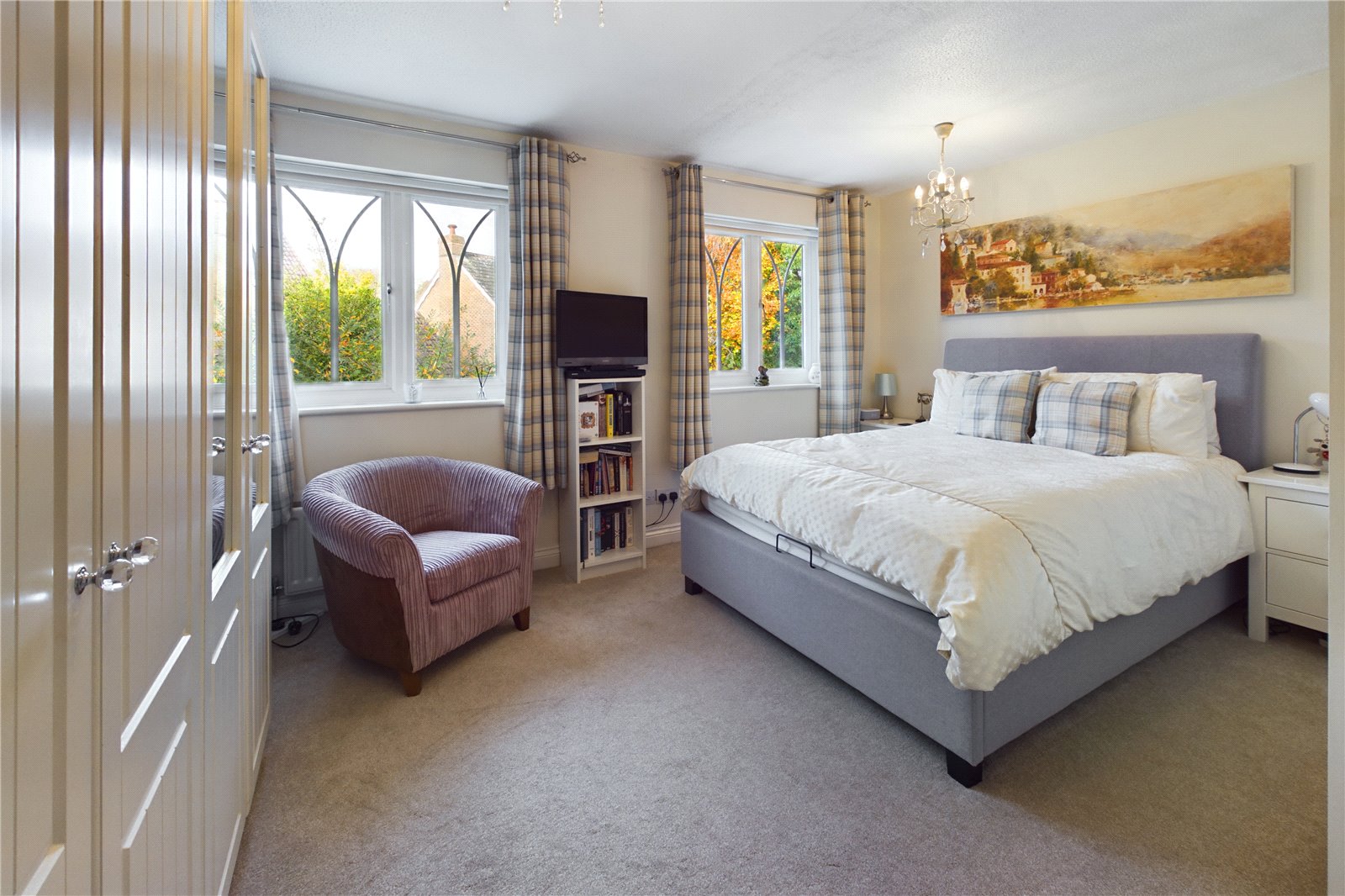 4 bedroom House for sale in Thatcham, Berkshire