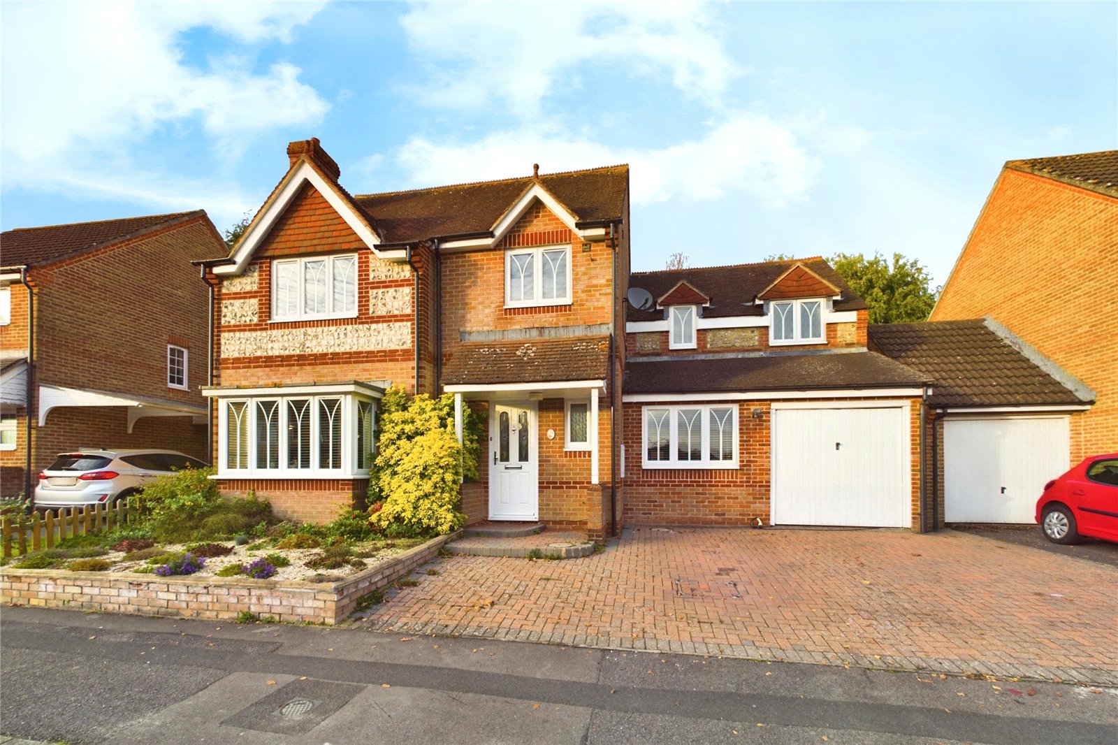 4 bedroom House for sale in Thatcham, Berkshire