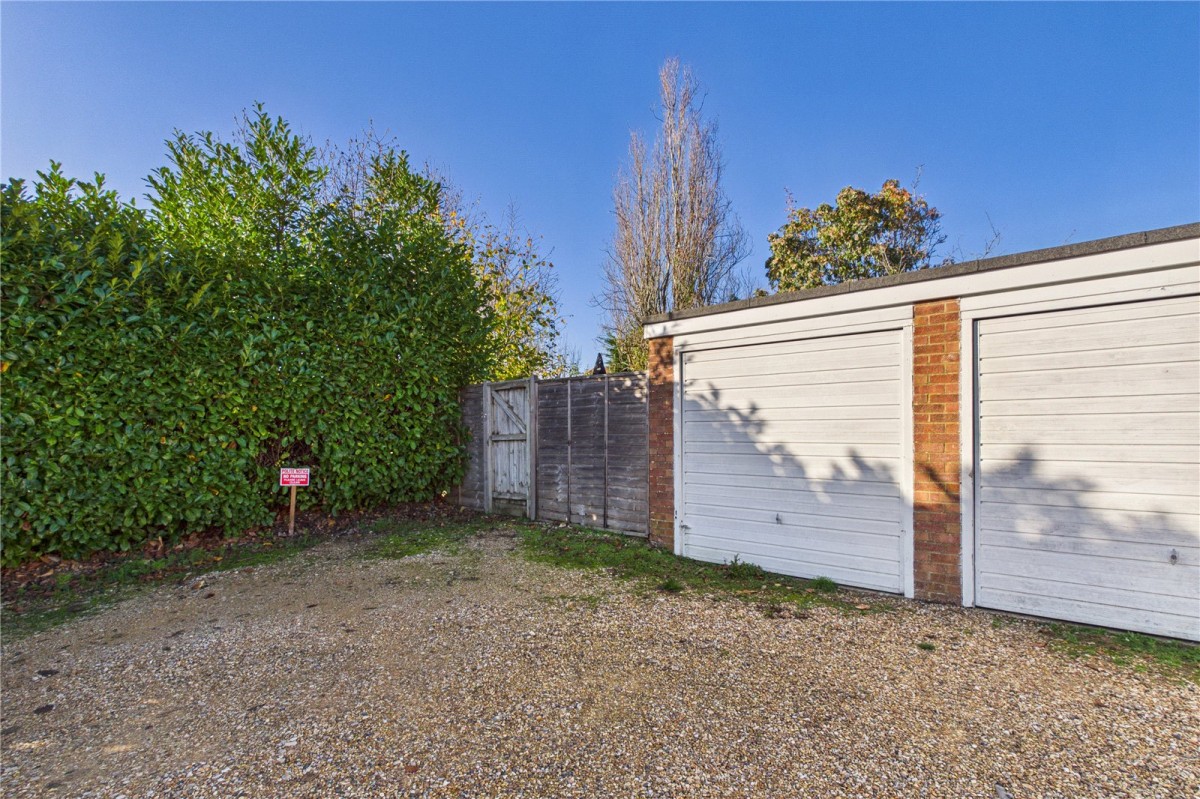 Woolton Hill, Newbury, Hampshire