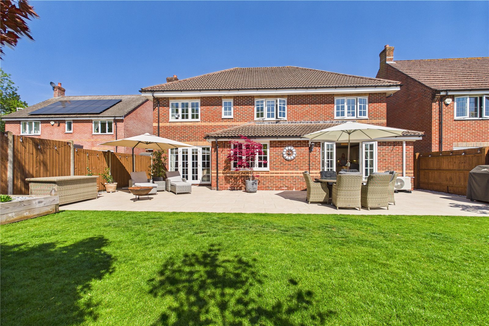 5 bedroom House for sale in Greenham, Thatcham, Berkshire
