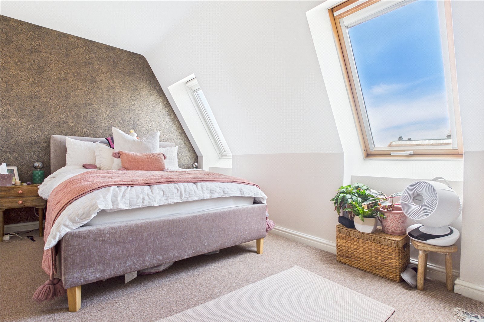 1 bedroom Flat for sale in Thatcham, Berkshire