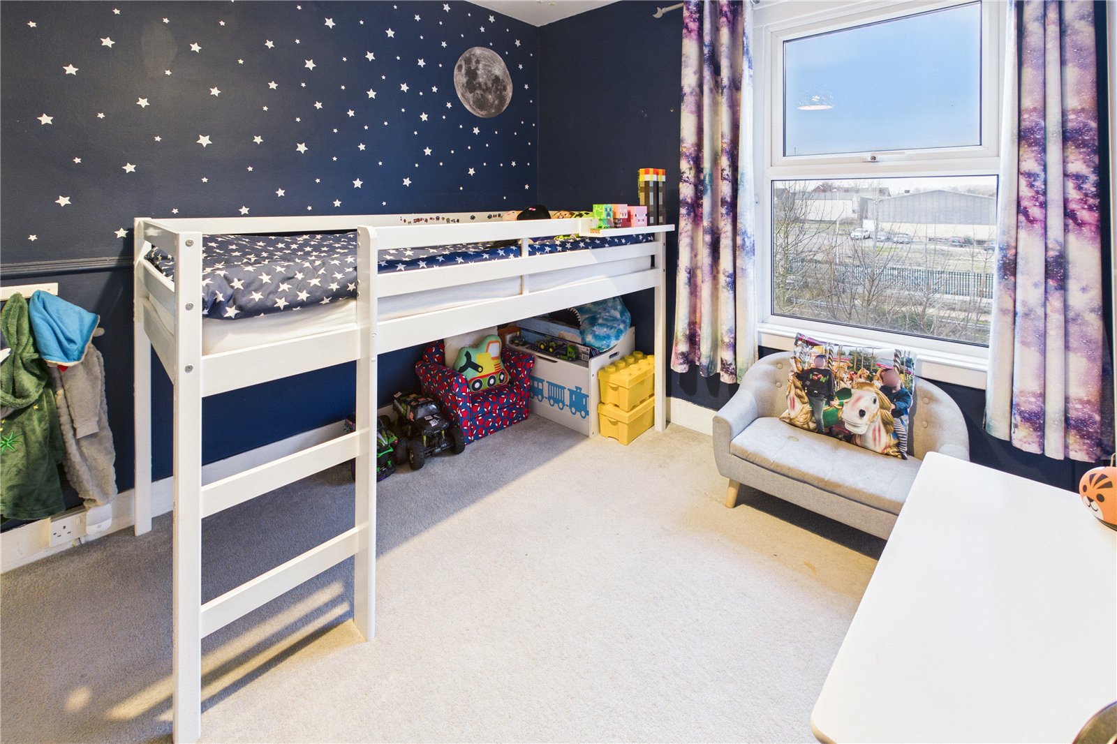 2 bedroom House for sale in Newbury, Berkshire