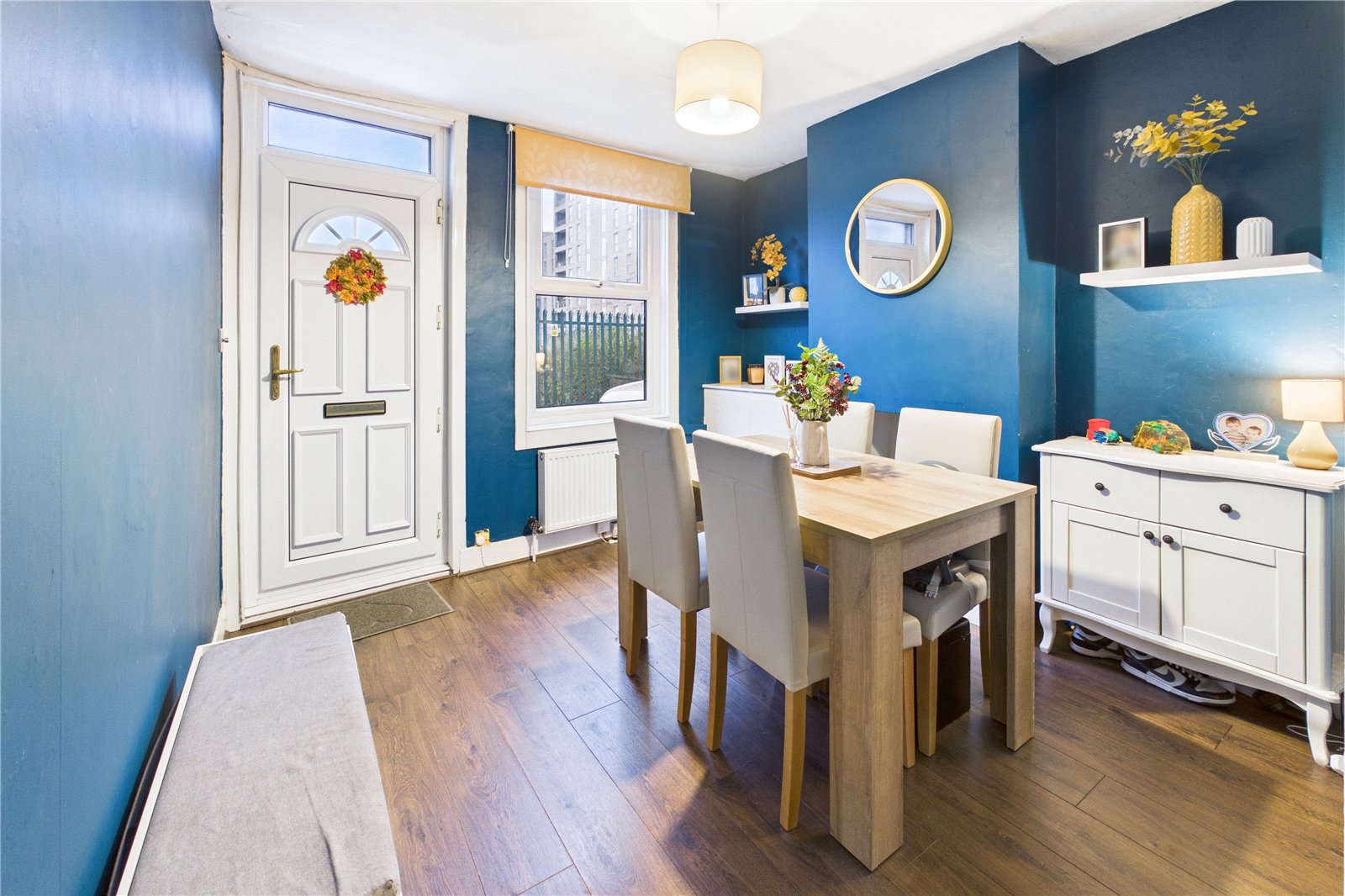 2 bedroom House for sale in Newbury, Berkshire