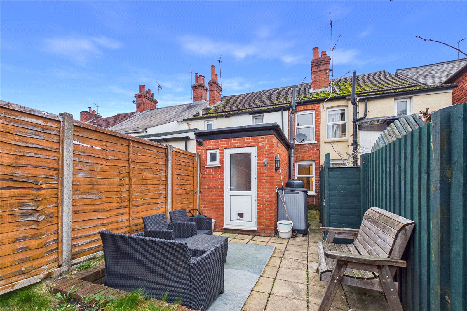 2 bedroom House for sale in Newbury, Berkshire