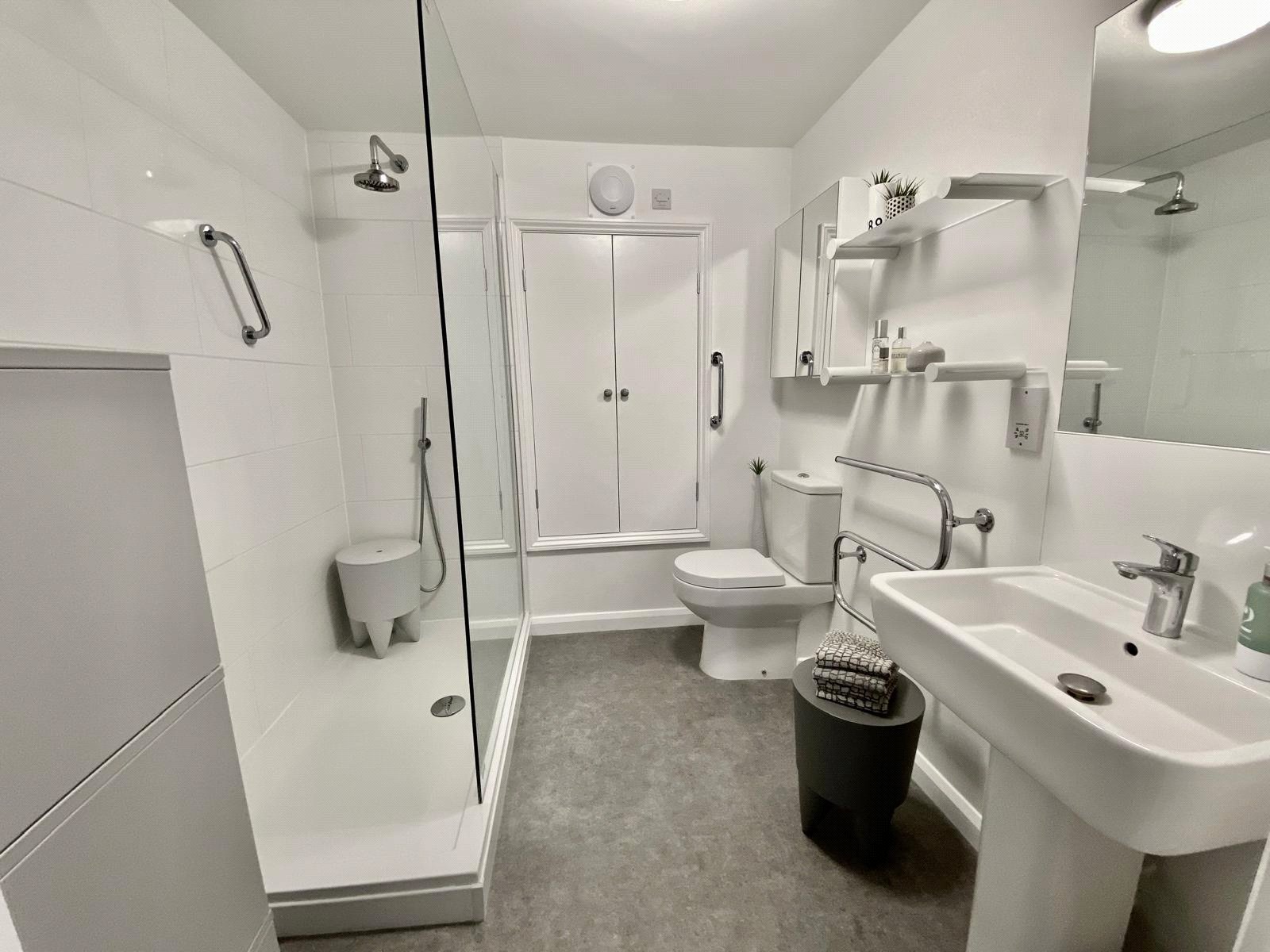 2 bedroom Flat for sale in East Ilsley, Newbury, Berkshire