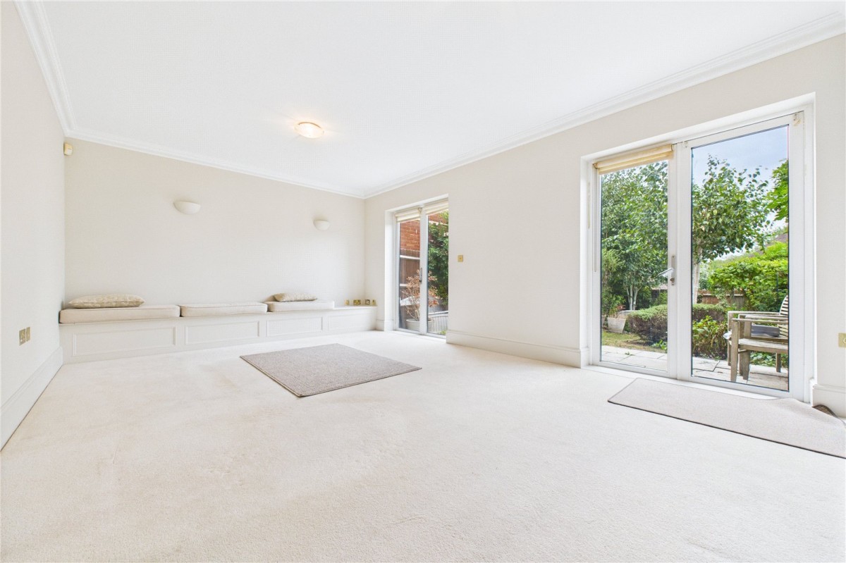 Upper Woolhampton, Reading, Berkshire