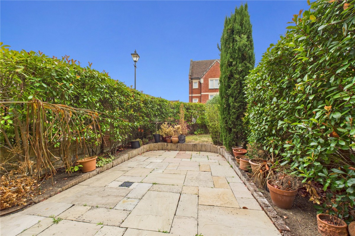 Upper Woolhampton, Reading, Berkshire