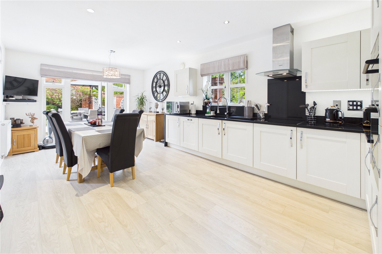 4 bedroom House for sale in Newbury, Berkshire