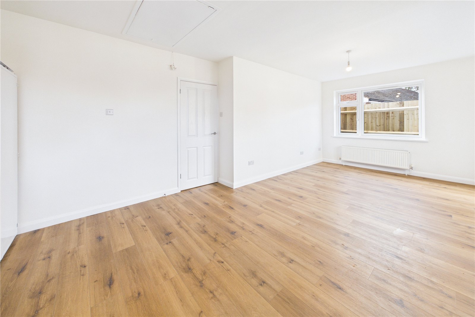 1 bedroom Bungalow for sale in Newbury, Berkshire