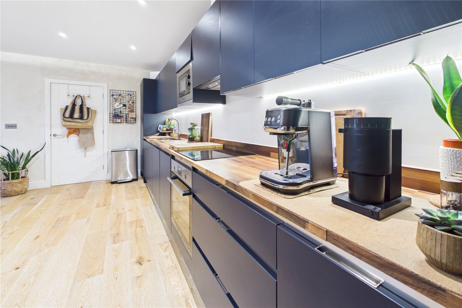 2 bedroom Flat for sale in Newbury, Berkshire