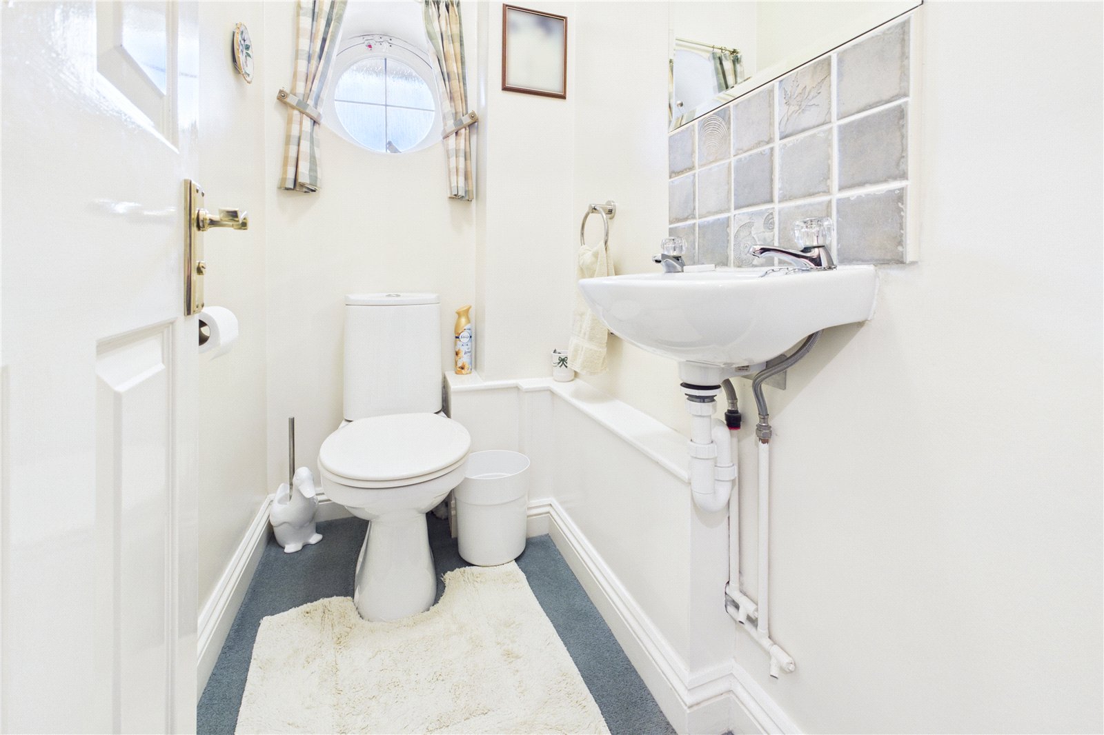 4 bedroom House for sale in Kintbury, Hungerford, Berkshire