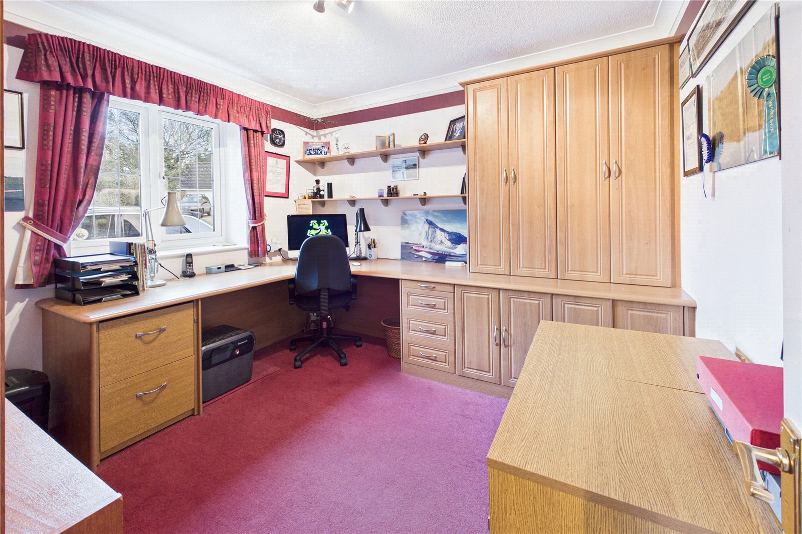 4 bedroom House for sale in Kintbury, Hungerford, Berkshire