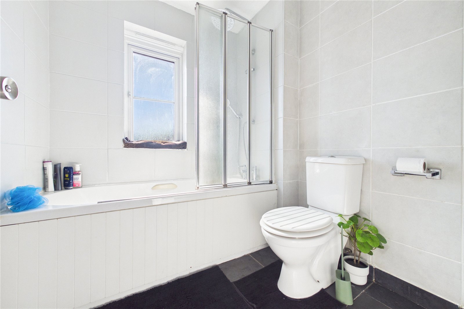 4 bedroom House for sale in Thatcham, Berkshire