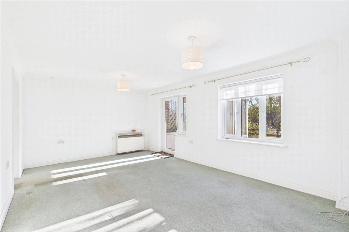 Bath Road, Woolhampton, Reading