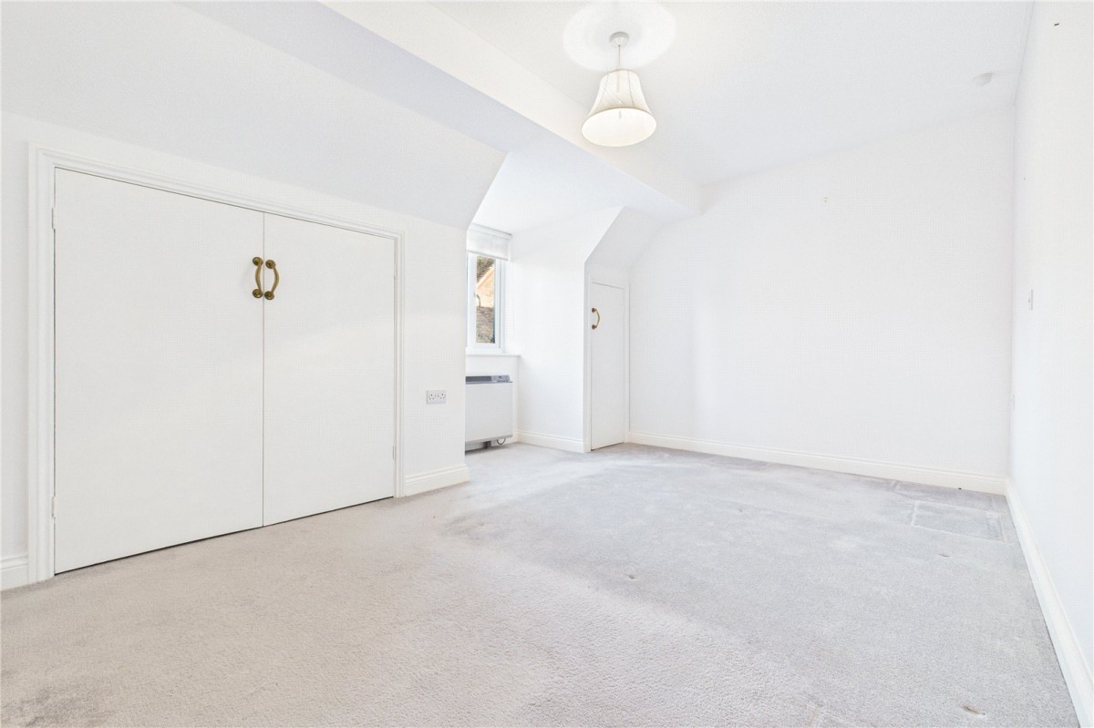 Bath Road, Woolhampton, Reading