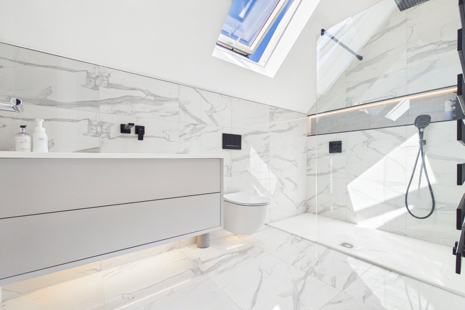 5 bedroom House for sale in Newbury, Berkshire