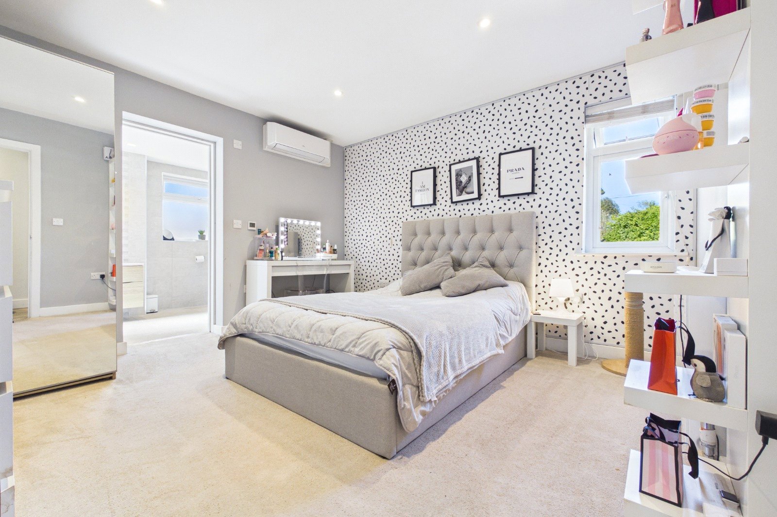 5 bedroom House for sale in Newbury, Berkshire