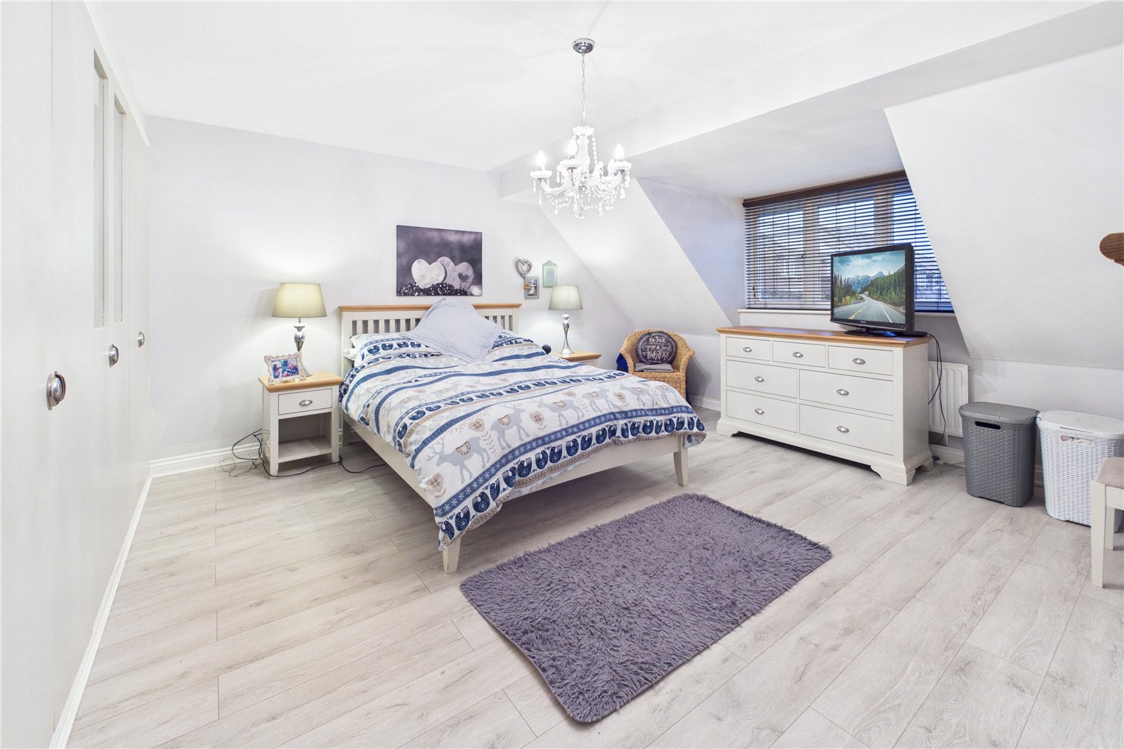 4 bedroom House for sale in Thatcham, Berkshire