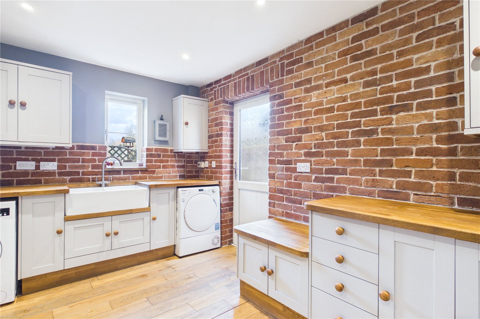 5 bedroom House for sale in Wash Water, Newbury, Berkshire