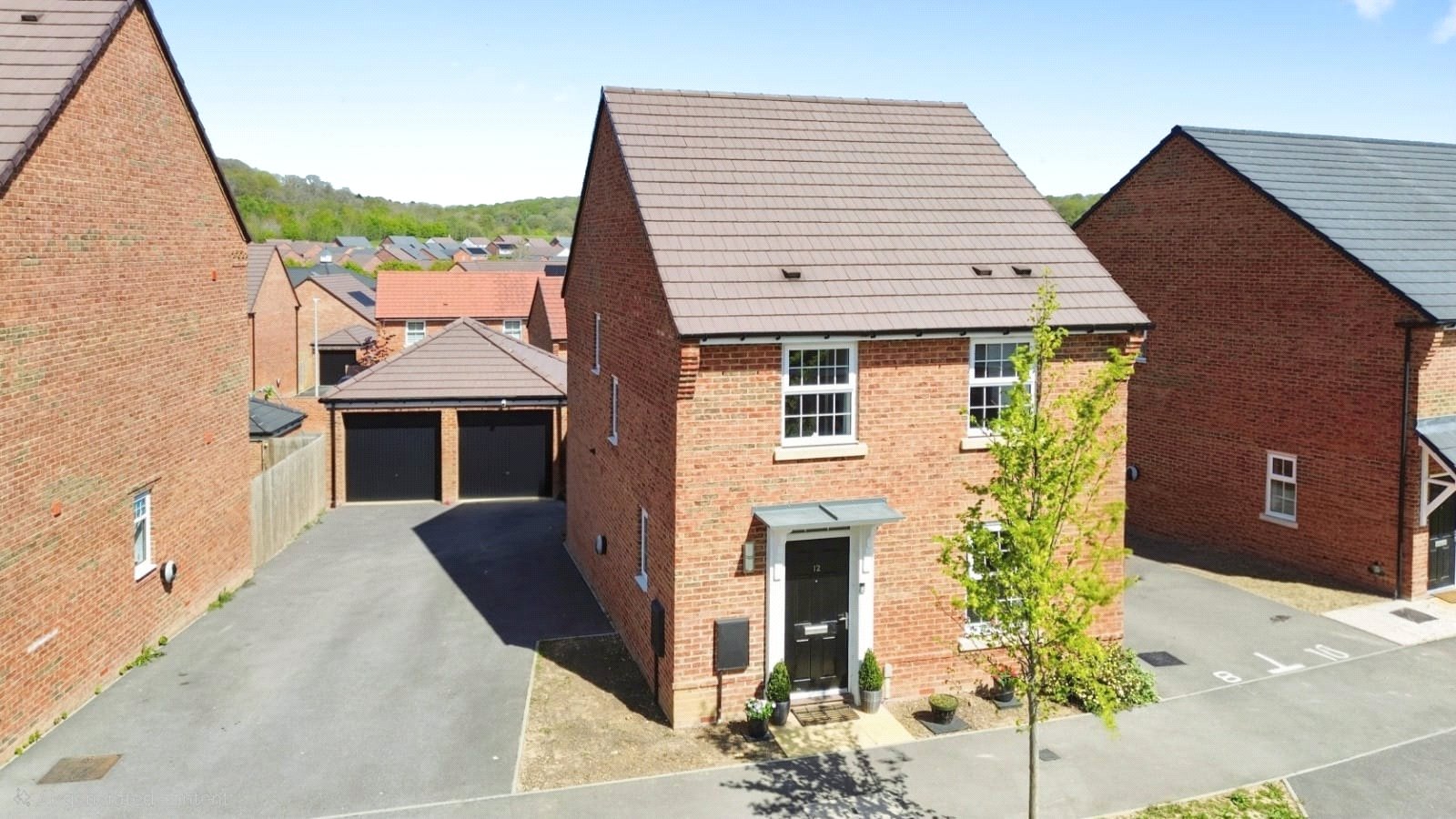 4 bedroom House for sale in Donnington, Newbury, Berkshire