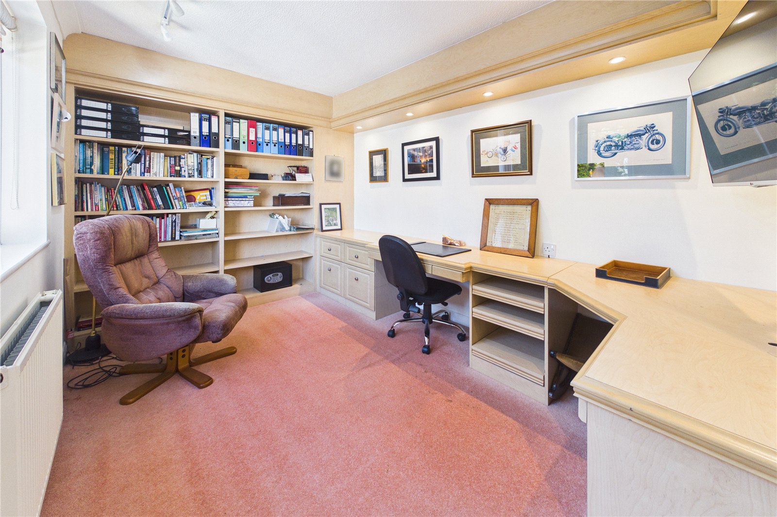 4 bedroom House for sale in Highclere, Newbury, Hampshire