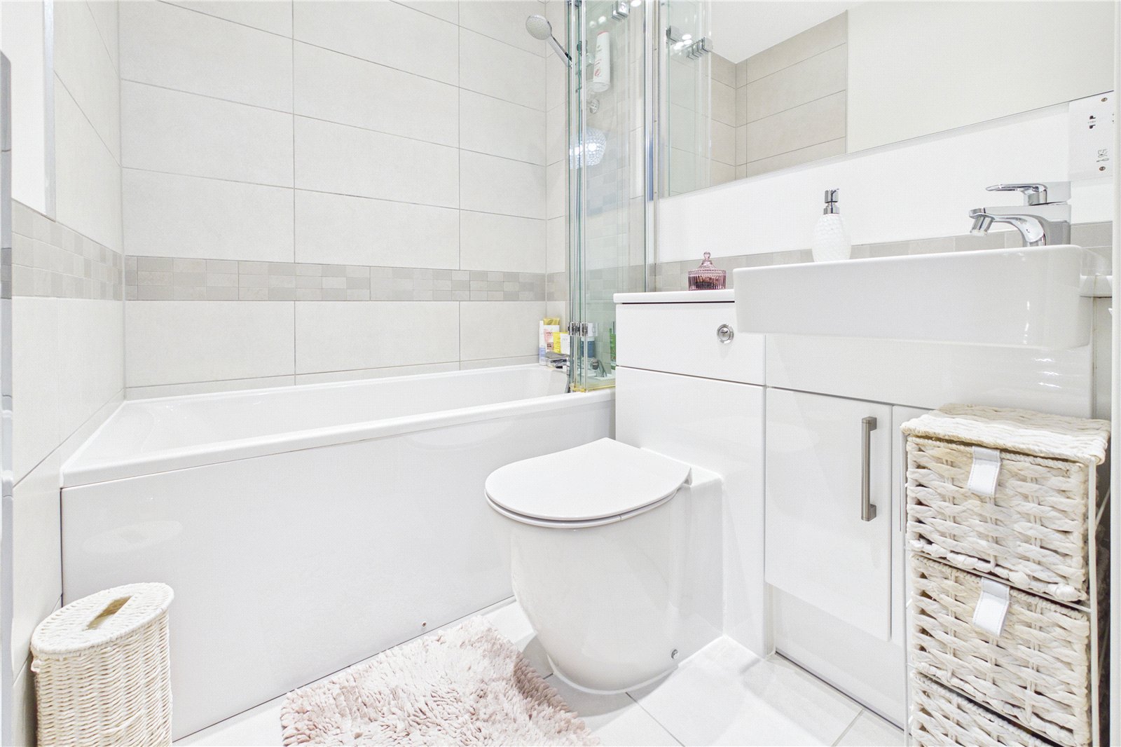 2 bedroom Flat for sale in Thatcham, Berkshire