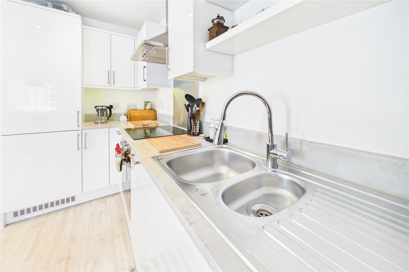 2 bedroom Flat for sale in Thatcham, Berkshire