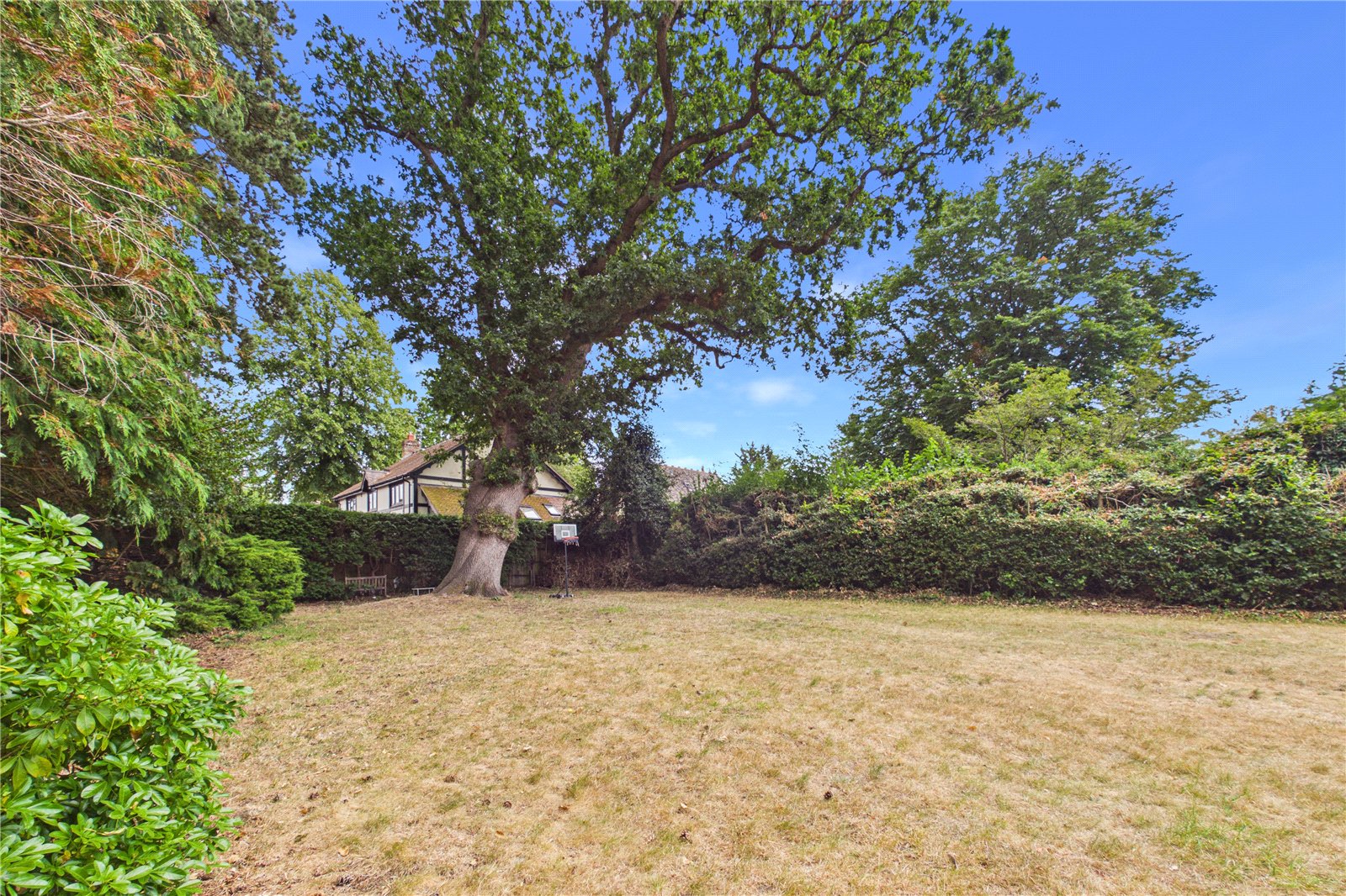 1 bedroom Bungalow for sale in Newbury, Berkshire