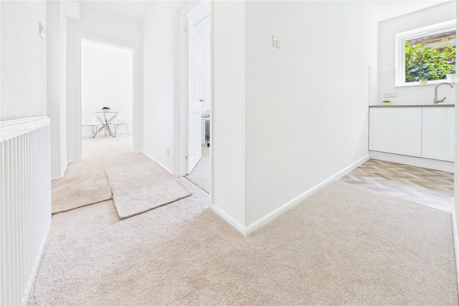 1 bedroom Bungalow for sale in Newbury, Berkshire