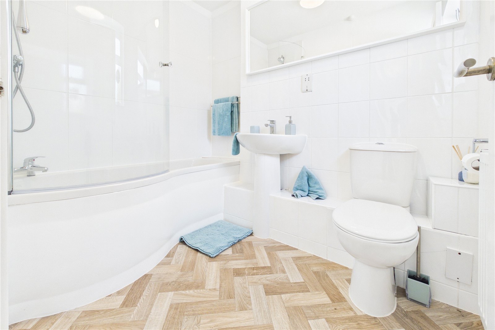 1 bedroom Bungalow for sale in Newbury, Berkshire