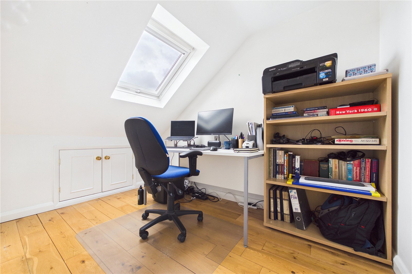 4 bedroom House for sale in Newbury, Berkshire