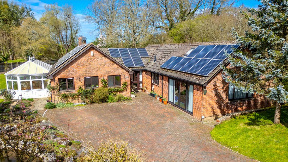 Kingsclere, Newbury, Hampshire